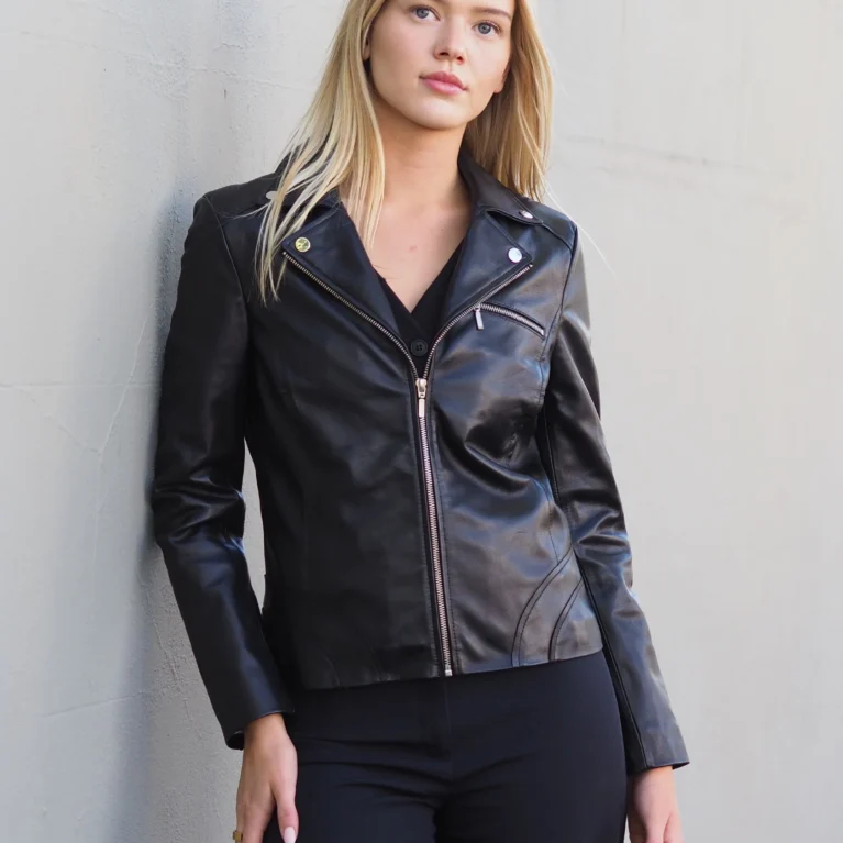 Karlie Jacket | Black
